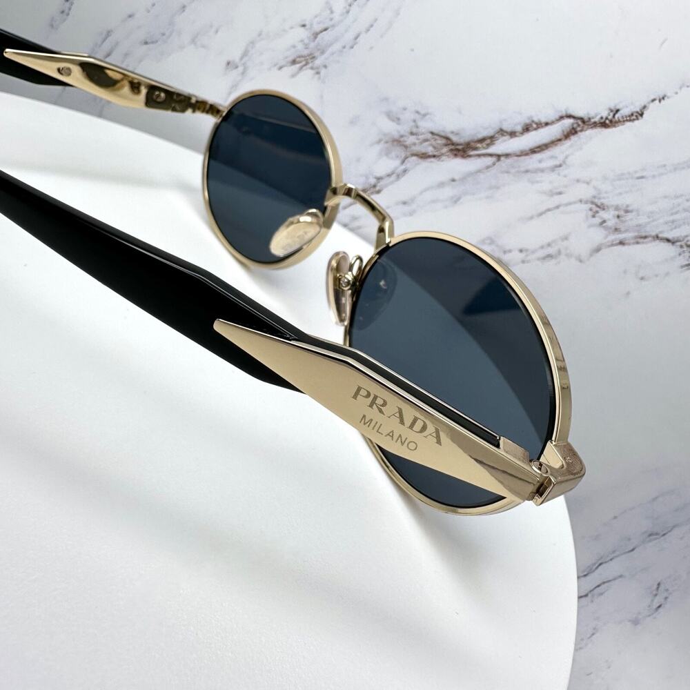 New PRADA Sunglasses - Picture 9 of 16